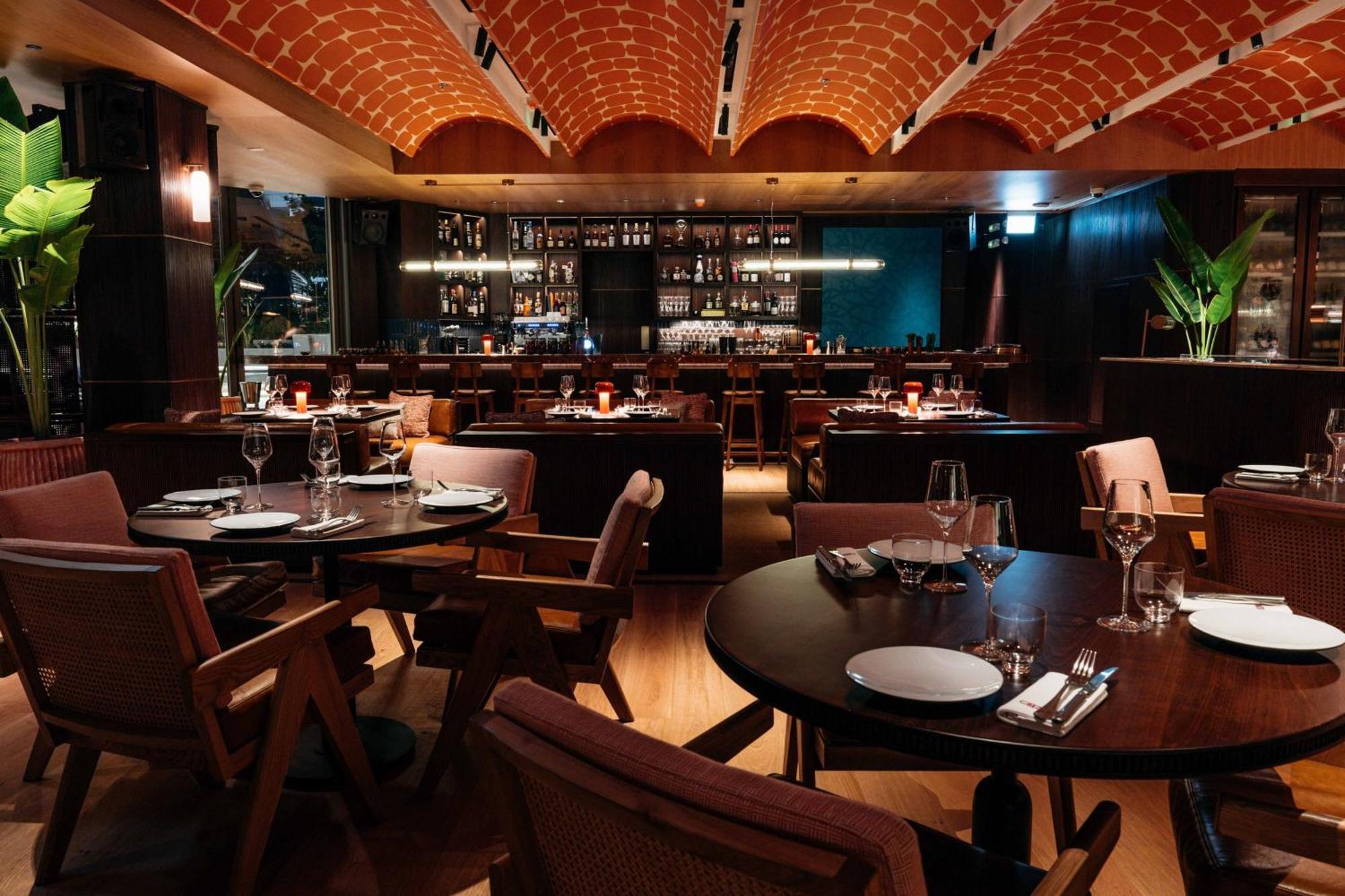The St. Regis Dubai, The Palm Hotel Bagian luar foto Interior of the restaurant