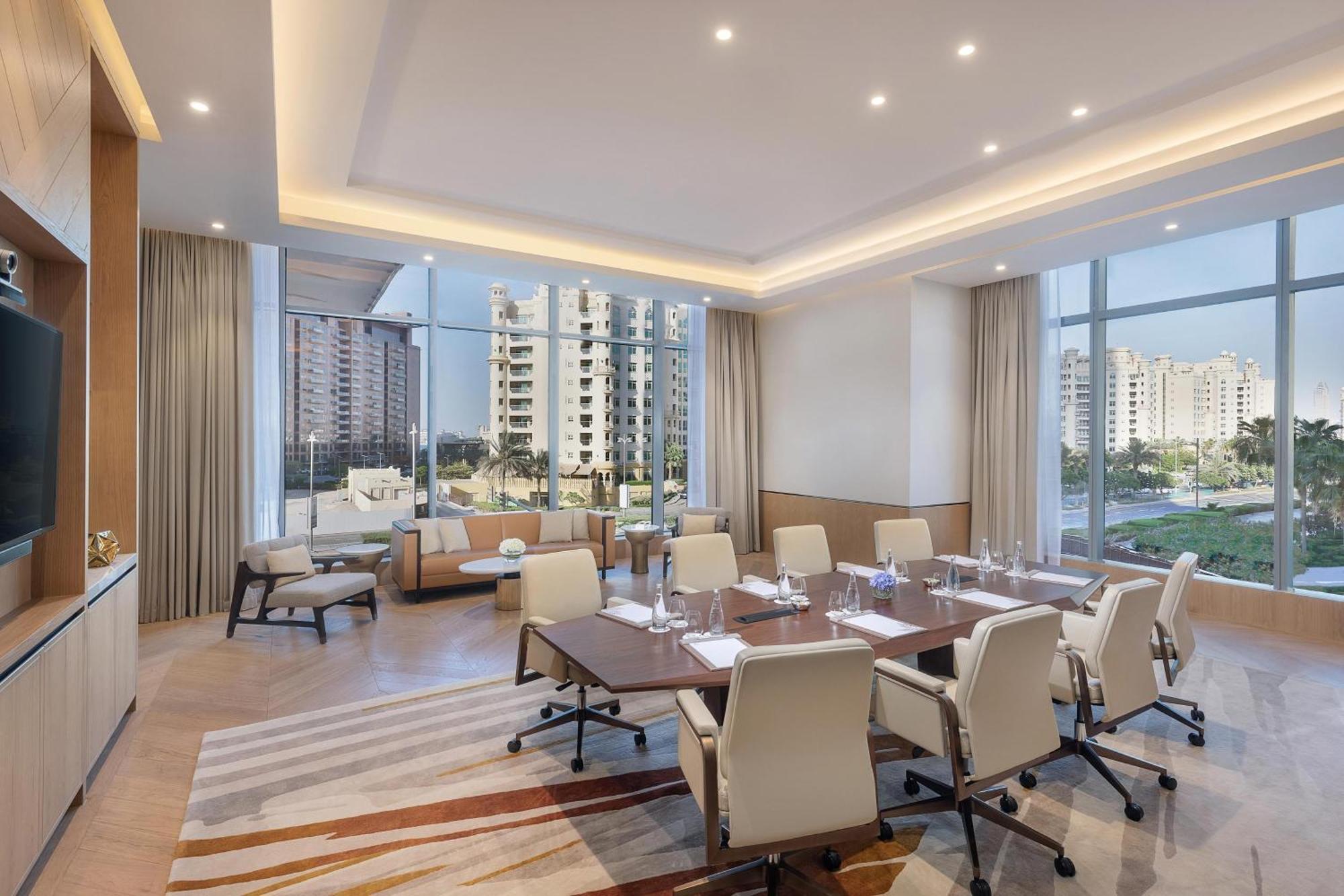 The St. Regis Dubai, The Palm Hotel Bagian luar foto Meeting room